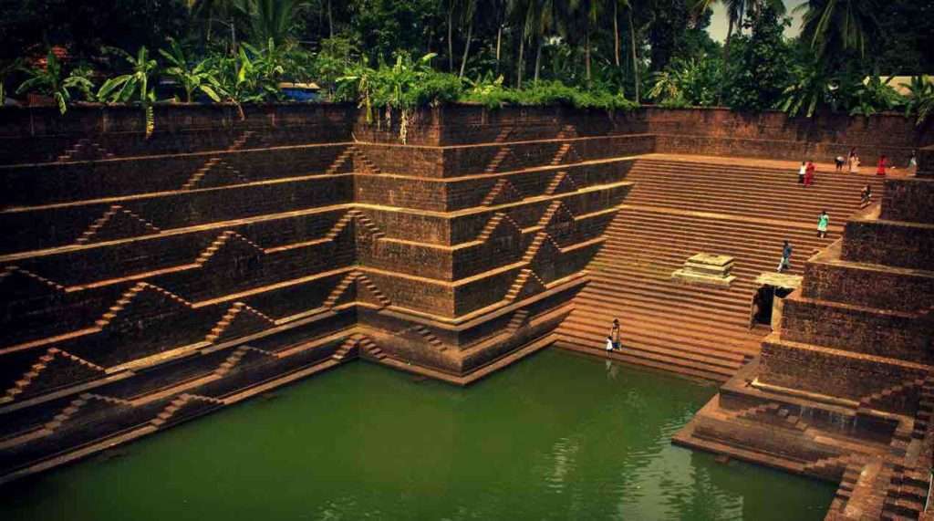 10 Things to Do in Kannur Peralassery Temple Pond Rs2