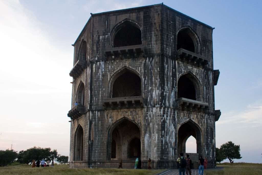 Car Rental Service in Ahmednagar Car Rental Service in Ahmednagar
