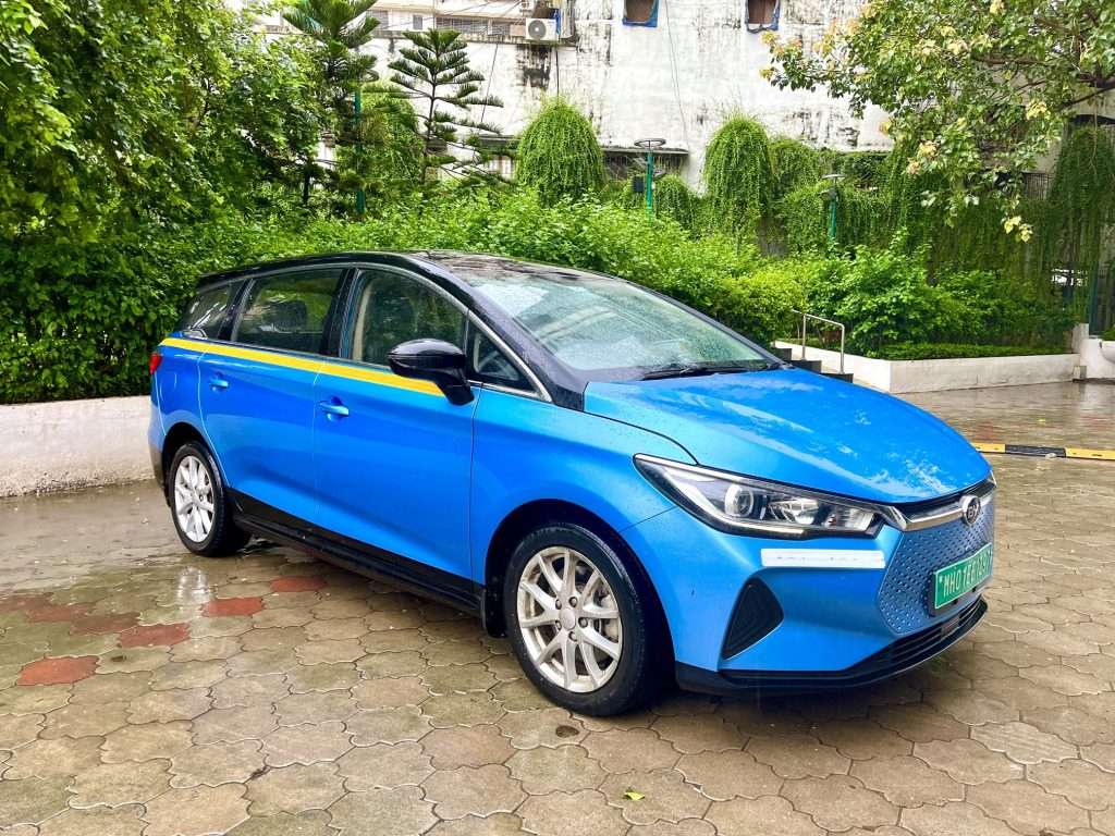 Why Chauffeur-Driven Electric Car Rental is Not Cheap Why Chauffeur-Driven Electric Car Rental is Not Cheap