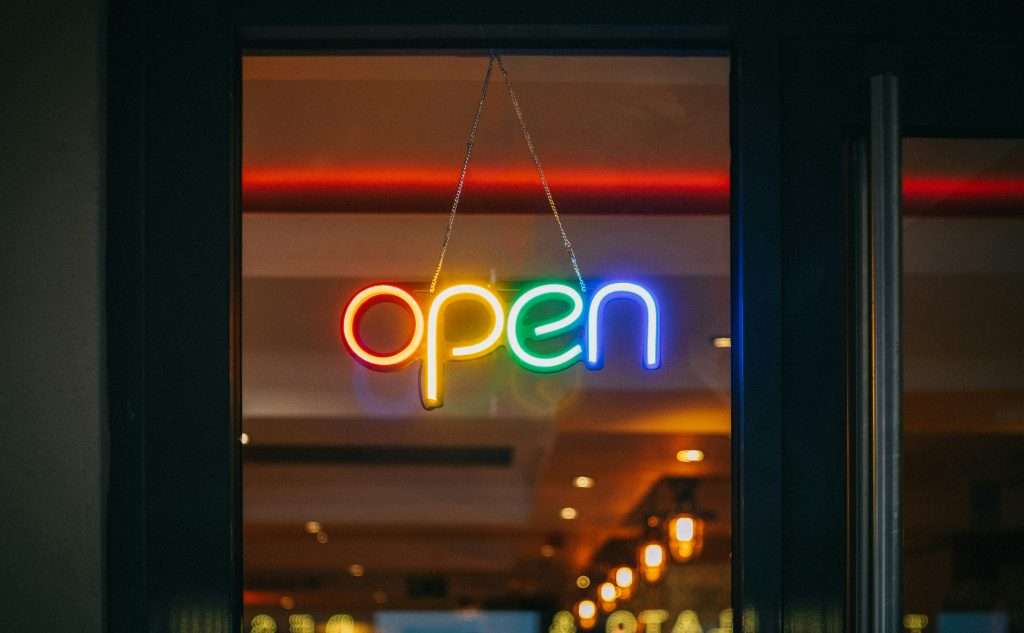 Are car rental places open on holidays? Are car rental places open on holidays?