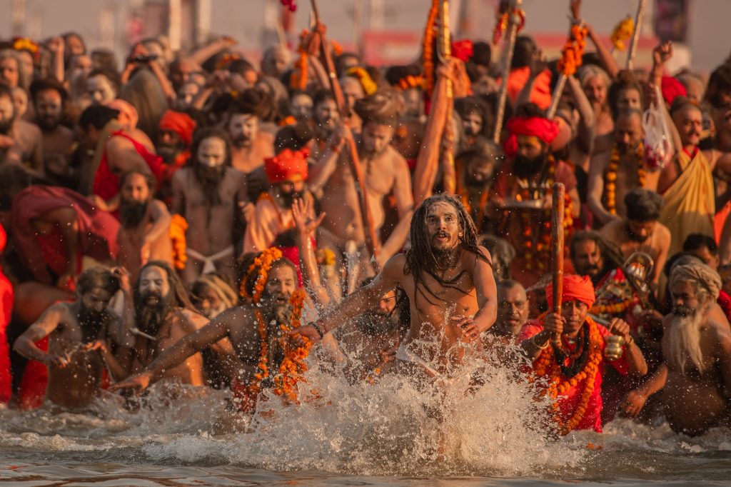 Car Rental Services for Kumbh Mela 2025 in Prayagraj Car Rental Services for Kumbh Mela 2025 in Prayagraj