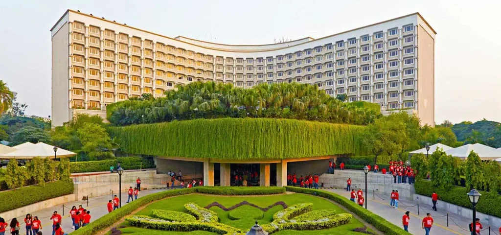 Luxury Chauffeur-Driven Car Rental Services at Taj Palace, New Delhi – Sudarshan Cars
